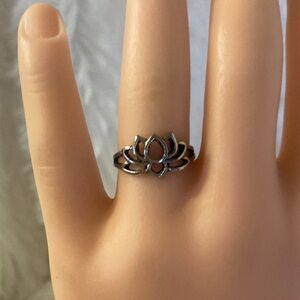 Silver Lotus Flower Ring Size 7